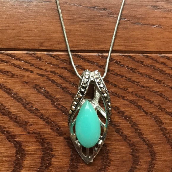 Necklace - Picture 5 of 8